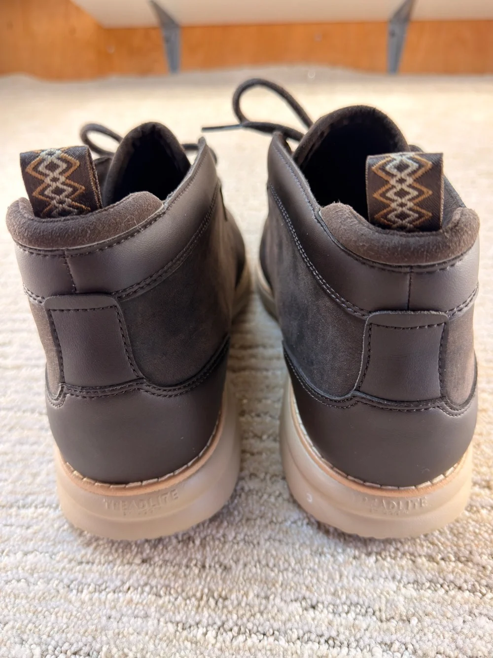 Brand New UGG Men’s Union Dark Brown Waterproof Lace Up Ankle Chukka Boots